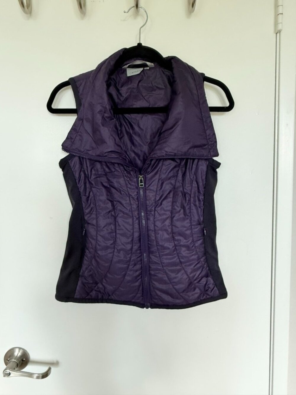Athleta Whisper Featherless Quilted Vest | Purple | XS - Picture 2 of 5